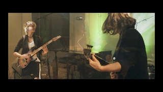 Yasi Hofer Trio - Troubled - Live at Klangraum