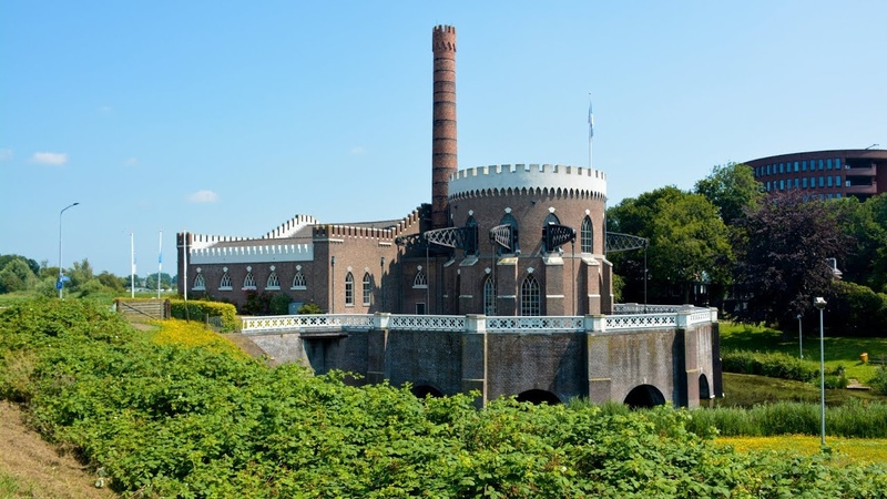 The worlds largest and best preserved steam engine: De