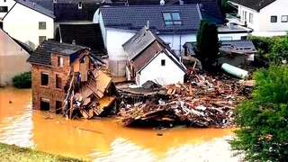 Flash flood washes away several small towns in Germany