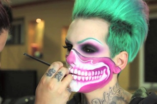 Jeffree Star - time lapse Halloween makeup!