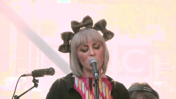 Marnie ( Helen Marnie of Ladytron) Wolves