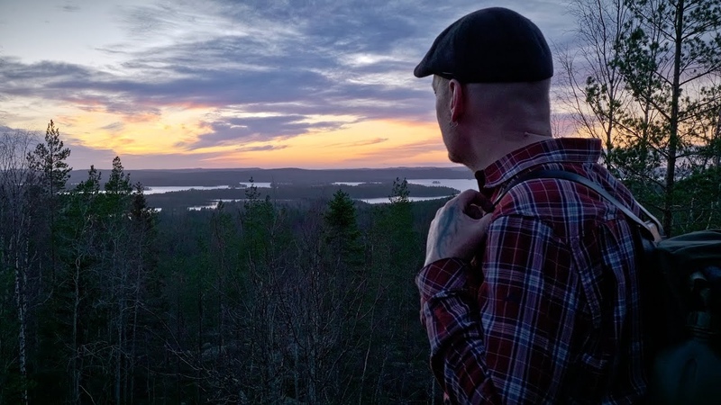 Kolmen vuoren vaellus Marraskuun hämärää Etelä Konneveden