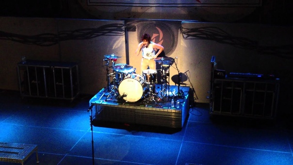 Halestorm Drum Solo + Slave to the Grind Live in Baltimore 12 29