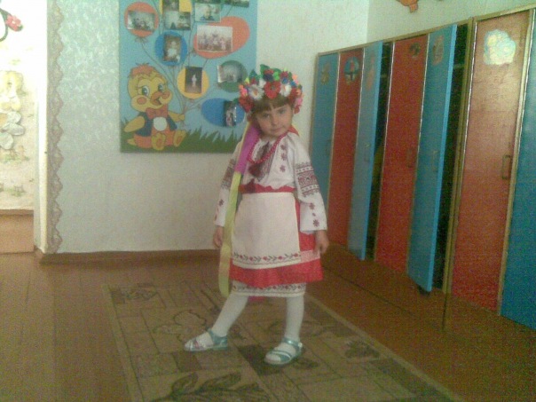 №44, Лена Филон-Кущ, Киев №44, Лена Филон-Кущ, Киев