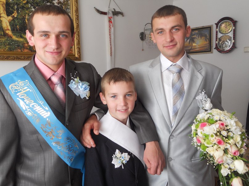 Юра Мерчук M E R | Ратно