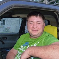 Денис Попов