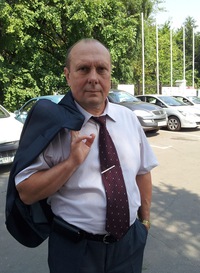 Владимир Комаров