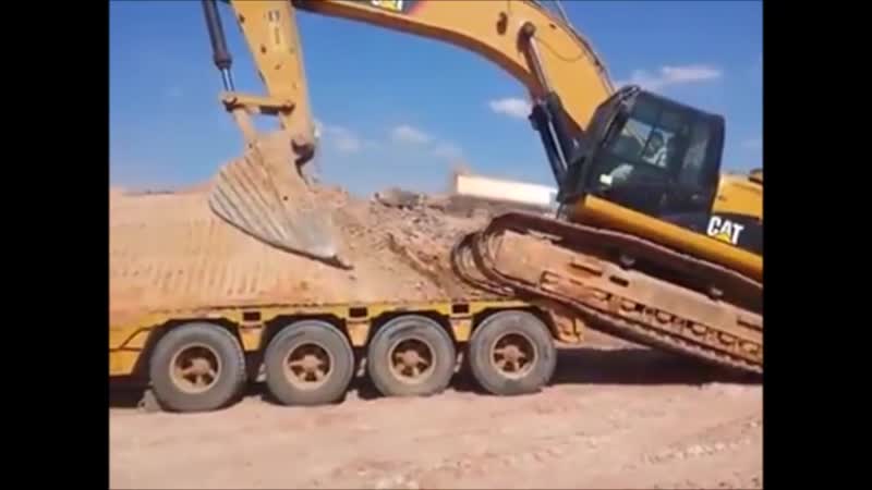Heavy Equipment Disasters Excavator Fail Unbelievable Construction Machine Idiots at Work 2018