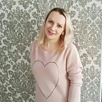 Оля Титова