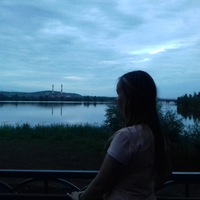 Оля Тихонова