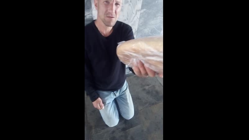 Андрюха Даперко снова в гавнишко. Побирается и