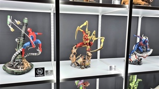 XM Studios SPIDER-MAN line Full Tour! | Spider-Man, Venom, Spider-Gwen