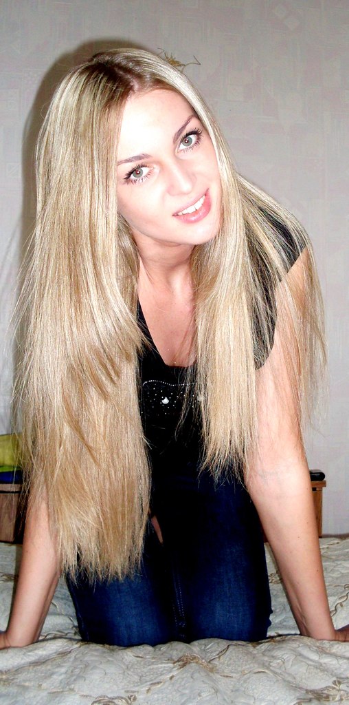 Olya Mckenzie | Sydney