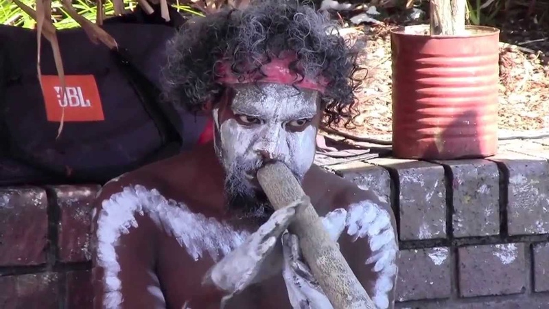 Sydney Street Performer, Circular Quay, Aborigine playing the