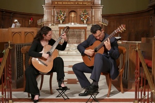 Duo Amaral performs Egberto Gismonti's Aqua e Vinho