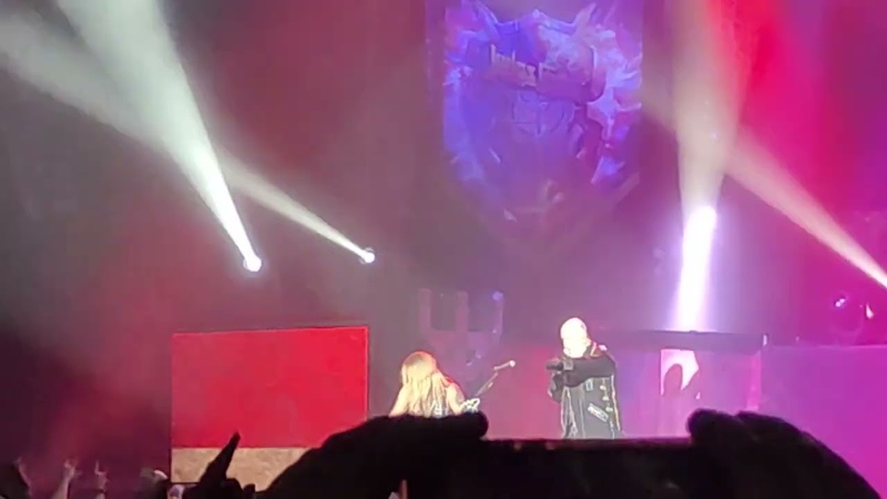 Breaking the Law Judas Priest( Live